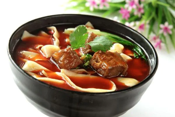 68747470733a2f2f73332e616d617a6f6e6177732e636f6d2f776174747061642d6d656469612d736572766963652f53746f7279496d6167652f446a644175514b365251615773513d3d2d3733373338313139342e313561323732623430316261663736 __________________________Ảnh mì cắt sợi sợi nó to th này